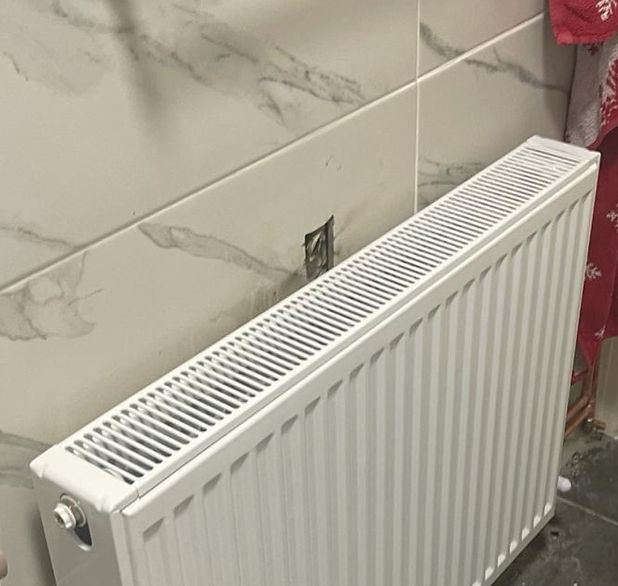 20cbb5_42067542d990423599491bef66a1200f~mv2 UNDERFLOOR HEATING & RADIATORS